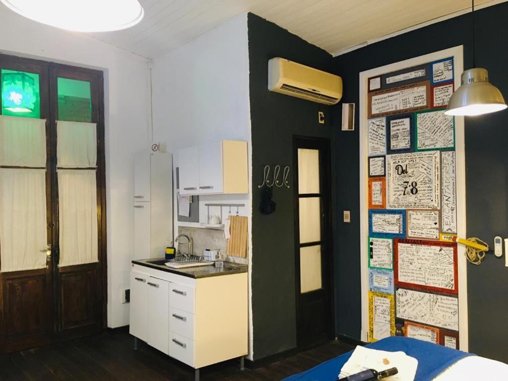 Estudio Taller De Tejas Colonia B&B Колония-дель-Сакраменто Экстерьер фото